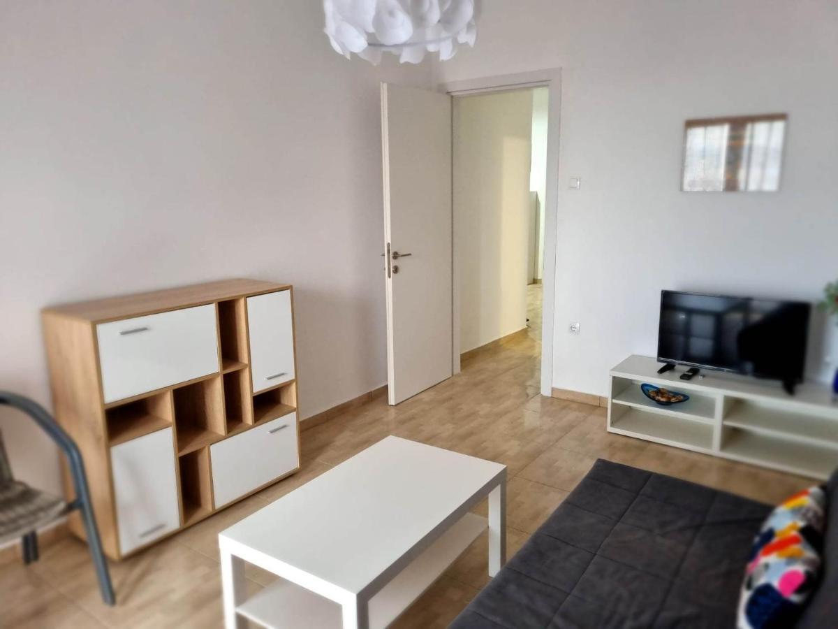 N-joy - 3 * Peraia (Thessaloniki)